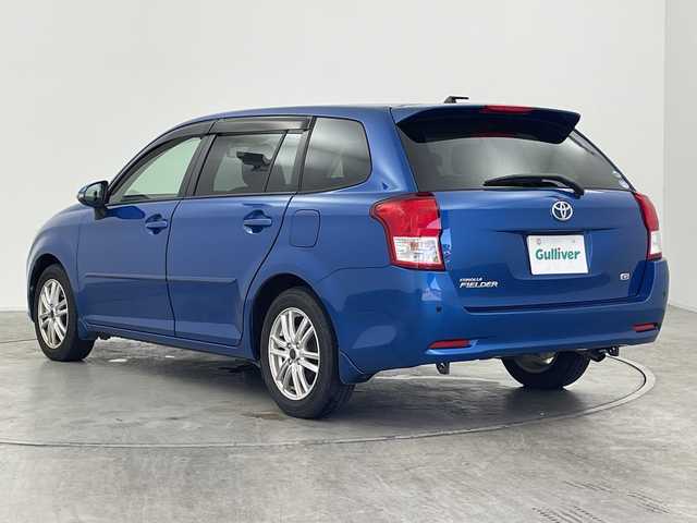 トヨタ カローラ フィールダー 1．5G 群馬県 2013(平25)年 5.3万km コバルトブルーメタリック 禁煙車　純正７インチナビ　バックカメラ　オートマチックハイビーム　ＨＩＤヘッドライト　クリアランスソナー　社外アルミホイール１５インチ　ドライブレコーダー　ＥＴＣ　スマートキー　シートカバー　ＡＡＣ