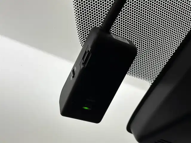 トヨタ シエンタ ファンベースG 福岡県 2018(平30)年 10.7万km ホワイトパールクリスタルシャイン モデリスタエアロ　/純正ナビ　/バックカメラ　/両側パワースライドドア　/デジタルルームミラー　/ビルトインＥＴＣ　/ドライブレコーダー　/衝突軽減被害システム　/レーンキープ　/シートヒーター　/ステアリングヒーター