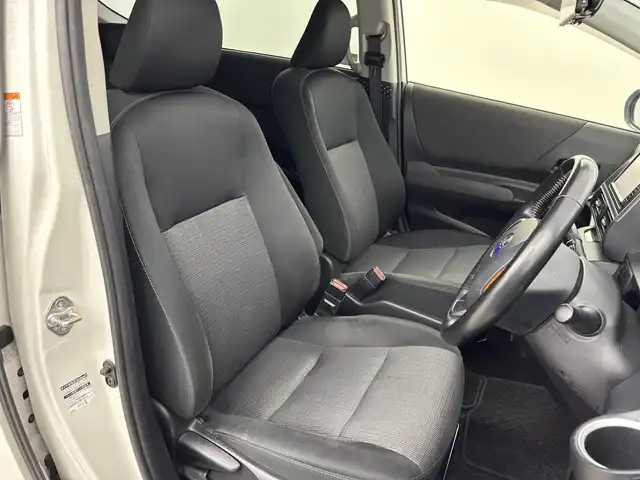 トヨタ シエンタ ファンベースG 福岡県 2018(平30)年 10.7万km ホワイトパールクリスタルシャイン モデリスタエアロ　/純正ナビ　/バックカメラ　/両側パワースライドドア　/デジタルルームミラー　/ビルトインＥＴＣ　/ドライブレコーダー　/衝突軽減被害システム　/レーンキープ　/シートヒーター　/ステアリングヒーター