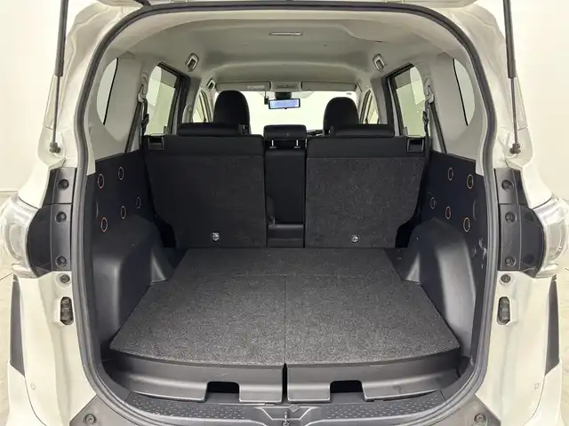 トヨタ シエンタ ファンベースG 福岡県 2018(平30)年 10.7万km ホワイトパールクリスタルシャイン モデリスタエアロ　/純正ナビ　/バックカメラ　/両側パワースライドドア　/デジタルルームミラー　/ビルトインＥＴＣ　/ドライブレコーダー　/衝突軽減被害システム　/レーンキープ　/シートヒーター　/ステアリングヒーター