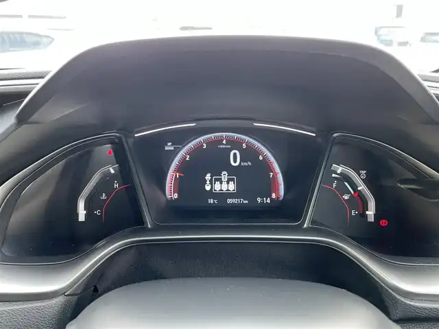 ホンダ シビック ハッチバック 福島県 2020(令2)年 6万km プラチナホワイトパール 純正メモリーナビ/CD/DVD/SD/BT/USB/フルセグTV/BLITZ車高調/BLITZマフラー/フルエアロ/ホンダセンシング/レーダークルーズコントロール/アイドリングストップ/革コンビシート(プライムスムースＸファブリック)/パワーシート/シートヒーター/ステアリングリモコン/バックカメラ/ドライブレコーダー/ビルトインETC 2.0/オートライト/LEDヘッドライト/フォグライト/プッシュスタート/ドアバイザー/フロアマット