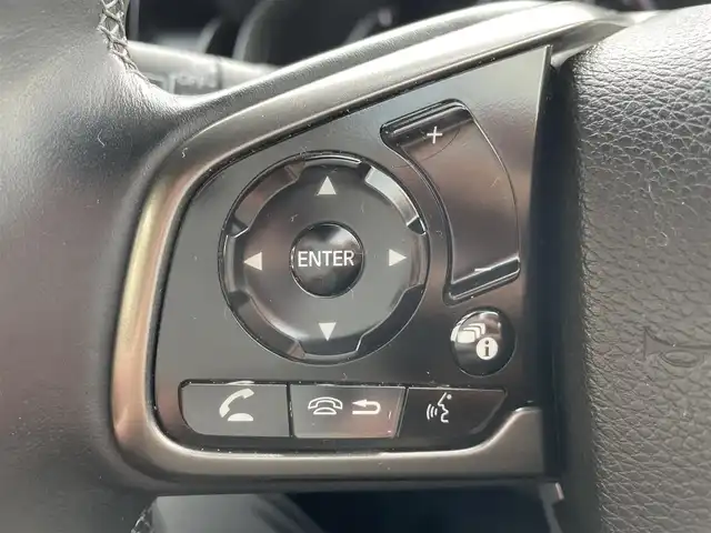 ホンダ シビック ハッチバック 福島県 2020(令2)年 6万km プラチナホワイトパール 純正メモリーナビ/CD/DVD/SD/BT/USB/フルセグTV/BLITZ車高調/BLITZマフラー/フルエアロ/ホンダセンシング/レーダークルーズコントロール/アイドリングストップ/革コンビシート(プライムスムースＸファブリック)/パワーシート/シートヒーター/ステアリングリモコン/バックカメラ/ドライブレコーダー/ビルトインETC 2.0/オートライト/LEDヘッドライト/フォグライト/プッシュスタート/ドアバイザー/フロアマット