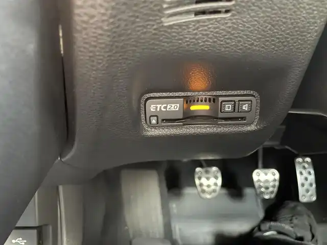 ホンダ シビック ハッチバック 福島県 2020(令2)年 6万km プラチナホワイトパール 純正メモリーナビ/CD/DVD/SD/BT/USB/フルセグTV/BLITZ車高調/BLITZマフラー/フルエアロ/ホンダセンシング/レーダークルーズコントロール/アイドリングストップ/革コンビシート(プライムスムースＸファブリック)/パワーシート/シートヒーター/ステアリングリモコン/バックカメラ/ドライブレコーダー/ビルトインETC 2.0/オートライト/LEDヘッドライト/フォグライト/プッシュスタート/ドアバイザー/フロアマット