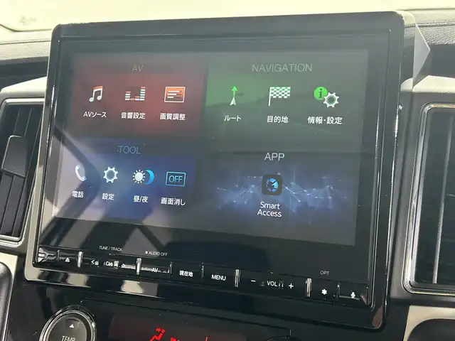 三菱 デリカＤ：５ ジャスパー 神奈川県 2023(令5)年 1.7万km ブラックダイヤモンド/グラファイトグレーメタリック 4WD/純正10.1型SDナビゲーション/AM FM  Bluetooth HDMI CD　DVD/マルチアラウンドモニター/両側パワースライドドア/E-アシスト/レーダークルーズコントロール/シートヒーター/パワーシート/ETC/ドライブレコーダー/フロアマット/ステアリングヒーター/パワーバックドア/スマートキー/スペアキー/LEDヘッドライト/オートライト/オートマチックハイビーム/純正18インチアルミホイル/ドアバイザー/車線維持支持機能/クリアランスソナー