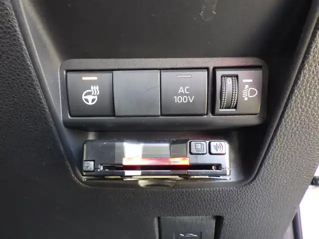 トヨタ アクア Z 千葉県 2023(令5)年 6.2万km ベージュⅡ 185/65R15/アドバンスドパーク/Toyota Safety Sense/・プリクラッシュセーフティ/・レーンディパーチャーアラート/・オートハイビーム/・レーダークルーズコントロール/・ブラインドスポットモニター/・RCTA（リヤクロストラフィックアラート）/ヘッドアップディスプレイ/純正コネクティッドナビ/地デジTV/【Bluetooth接続】/パノラミックビューモニター/運転席パワーシート/前席シートヒーター/ハーフレザーシート/革巻きステアリング/ステアリングスイッチ/ETC/LEDヘッドライト/LEDフォグライト/ウインカーミラー/クリアランスソナー/純正15インチアルミホイル/サイド/カーテンエアバッグ/スマートキー