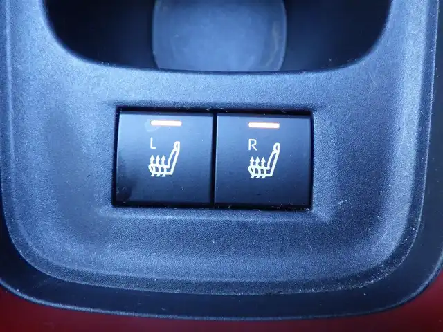 トヨタ アクア Z 千葉県 2023(令5)年 6.2万km ベージュⅡ 185/65R15/アドバンスドパーク/Toyota Safety Sense/・プリクラッシュセーフティ/・レーンディパーチャーアラート/・オートハイビーム/・レーダークルーズコントロール/・ブラインドスポットモニター/・RCTA（リヤクロストラフィックアラート）/ヘッドアップディスプレイ/純正コネクティッドナビ/地デジTV/【Bluetooth接続】/パノラミックビューモニター/運転席パワーシート/前席シートヒーター/ハーフレザーシート/革巻きステアリング/ステアリングスイッチ/ETC/LEDヘッドライト/LEDフォグライト/ウインカーミラー/クリアランスソナー/純正15インチアルミホイル/サイド/カーテンエアバッグ/スマートキー