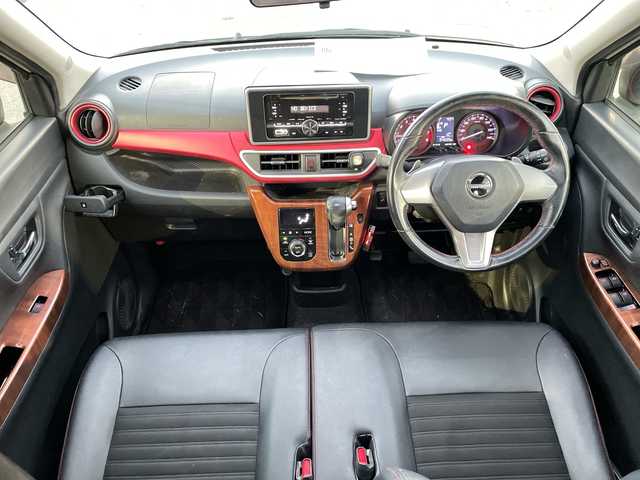 ダイハツ キャスト スポーツ SAⅡ 長野県 2017(平29)年 9.5万km パールホワイトⅢ ４ＷＤ/純正オーディオ CUK-W66D/　CD/USB/AUX/ＥＴＣ/本革巻ステアリング/パドルシフト/シートヒーター（Ｄ＋Ｎ席）/ハーフレザー/コーナーセンサー/純正フロアマット/プッシュスタート/アイドリングストップ/オートライト/ＬＥＤヘッドライト/純正アルミホイール/フォグランプ/ドアバイザー/スマートキー/スペアキー×１/ダブルサイドエアバッグ/横滑り防止機能/盗難防止機能