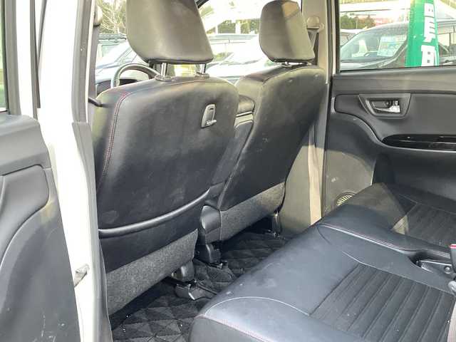 ダイハツ キャスト スポーツ SAⅡ 長野県 2017(平29)年 9.5万km パールホワイトⅢ ４ＷＤ/純正オーディオ CUK-W66D/　CD/USB/AUX/ＥＴＣ/本革巻ステアリング/パドルシフト/シートヒーター（Ｄ＋Ｎ席）/ハーフレザー/コーナーセンサー/純正フロアマット/プッシュスタート/アイドリングストップ/オートライト/ＬＥＤヘッドライト/純正アルミホイール/フォグランプ/ドアバイザー/スマートキー/スペアキー×１/ダブルサイドエアバッグ/横滑り防止機能/盗難防止機能