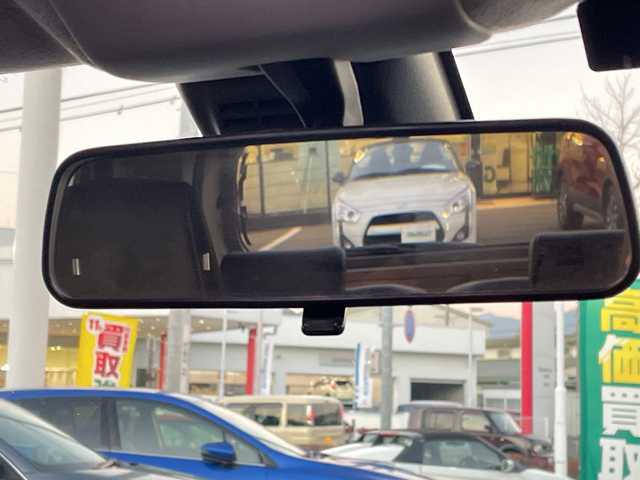 ダイハツ キャスト スポーツ SAⅡ 岩手県 2017(平29)年 9.5万km パールホワイトⅢ ４ＷＤ/純正オーディオ CUK-W66D/　CD/USB/AUX/ＥＴＣ/本革巻ステアリング/パドルシフト/シートヒーター（Ｄ＋Ｎ席）/ハーフレザー/コーナーセンサー/純正フロアマット/プッシュスタート/アイドリングストップ/オートライト/ＬＥＤヘッドライト/純正アルミホイール/フォグランプ/ドアバイザー/スマートキー/スペアキー×１/ダブルサイドエアバッグ/横滑り防止機能/盗難防止機能