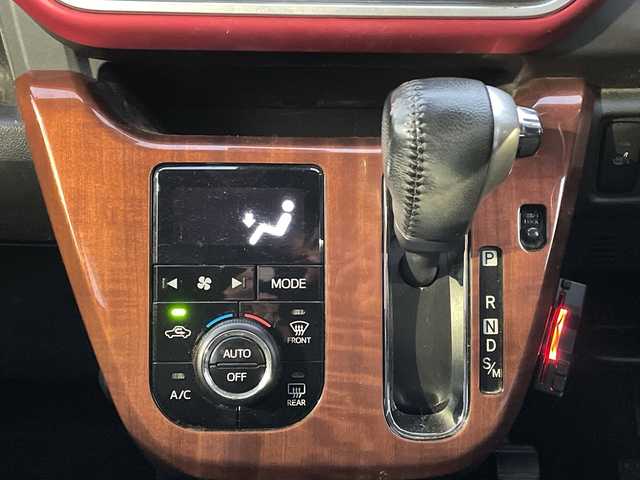 ダイハツ キャスト スポーツ SAⅡ 長野県 2017(平29)年 9.5万km パールホワイトⅢ ４ＷＤ/純正オーディオ CUK-W66D/　CD/USB/AUX/ＥＴＣ/本革巻ステアリング/パドルシフト/シートヒーター（Ｄ＋Ｎ席）/ハーフレザー/コーナーセンサー/純正フロアマット/プッシュスタート/アイドリングストップ/オートライト/ＬＥＤヘッドライト/純正アルミホイール/フォグランプ/ドアバイザー/スマートキー/スペアキー×１/ダブルサイドエアバッグ/横滑り防止機能/盗難防止機能