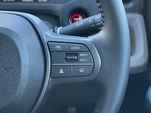 ホンダ フリード ハイブリット e:HEV AIR EX 東京都 2025(令7)年 0.1千km パール 登録済未使用車　/純正9型メモリナビフルセグ/BluetoothAudio/USB/AppleCarPlay/AndroidAuto/両パワ－スライドドア　/リアサーキュレーター/ＬＥＤヘッドライト　/ホンダセンシング　/オートハイビーム　/歩行者事故低減ステアリング　/アダプティブクルーズコントロール　/パーキングセンサ-/ブラインドスポットモニター/衝突軽減ブレーキ/誤発進抑制機能/近距離衝突軽減ブレーキ/路外逸脱抑制機能/プッシュエンジンスタート/保証書＆取説/Wエアバック＆ABS