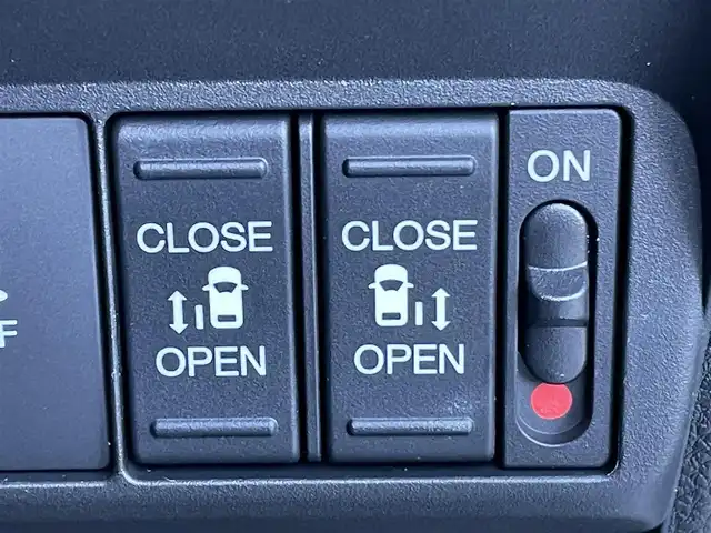 ホンダ フリード ハイブリット e:HEV AIR EX 東京都 2025(令7)年 0.1千km パール 登録済未使用車　/純正9型メモリナビフルセグ/BluetoothAudio/USB/AppleCarPlay/AndroidAuto/両パワ－スライドドア　/リアサーキュレーター/ＬＥＤヘッドライト　/ホンダセンシング　/オートハイビーム　/歩行者事故低減ステアリング　/アダプティブクルーズコントロール　/パーキングセンサ-/ブラインドスポットモニター/衝突軽減ブレーキ/誤発進抑制機能/近距離衝突軽減ブレーキ/路外逸脱抑制機能/プッシュエンジンスタート/保証書＆取説/Wエアバック＆ABS