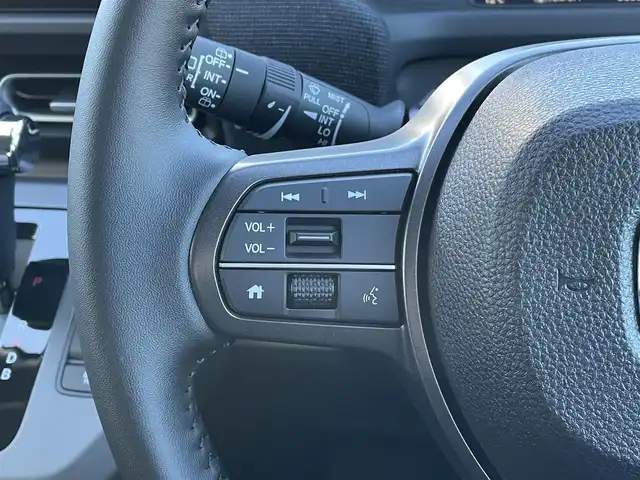 ホンダ フリード ハイブリット e:HEV AIR EX 東京都 2025(令7)年 0.1千km パール 登録済未使用車　/純正9型メモリナビフルセグ/BluetoothAudio/USB/AppleCarPlay/AndroidAuto/両パワ－スライドドア　/リアサーキュレーター/ＬＥＤヘッドライト　/ホンダセンシング　/オートハイビーム　/歩行者事故低減ステアリング　/アダプティブクルーズコントロール　/パーキングセンサ-/ブラインドスポットモニター/衝突軽減ブレーキ/誤発進抑制機能/近距離衝突軽減ブレーキ/路外逸脱抑制機能/プッシュエンジンスタート/保証書＆取説/Wエアバック＆ABS