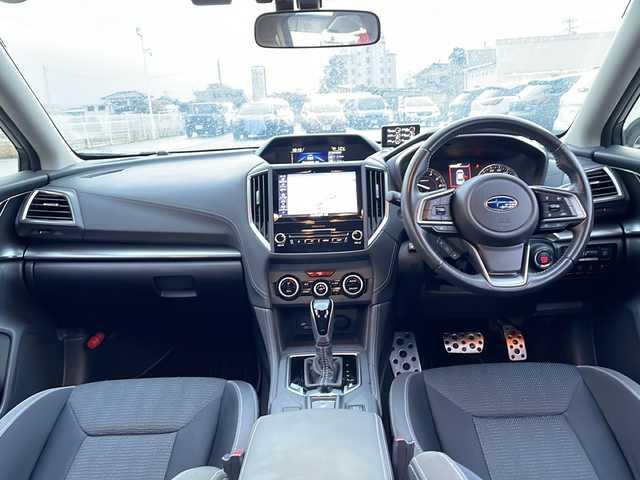 スバル インプレッサ スポーツ 2．0i－S アイサイト 富山県 2018(平30)年 5.5万km クォーツブルーP 禁煙車/４ＷＤ/STiリップスポイラー/純正メモリナビ/（DVD/Bluetooth/フルセグTV/USB/ipod/Carplay)/アイサイト/プッシュスタート/スマートキー×２/デイライト/ＥＴＣ/パドルシフト/ＬＥＤヘッドライト/純正フロアマット/純正アルミホイール/オートブレーキホールド/フォグランプ