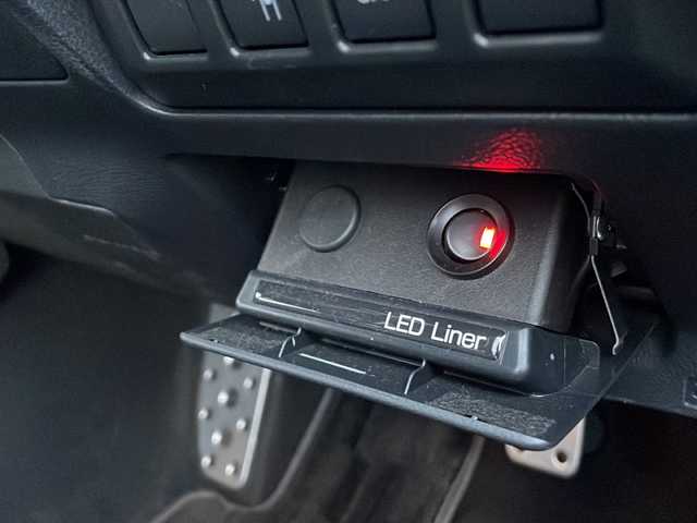 スバル インプレッサ スポーツ 2．0i－S アイサイト 富山県 2018(平30)年 5.5万km クォーツブルーP 禁煙車/４ＷＤ/STiリップスポイラー/純正メモリナビ/（DVD/Bluetooth/フルセグTV/USB/ipod/Carplay)/アイサイト/プッシュスタート/スマートキー×２/デイライト/ＥＴＣ/パドルシフト/ＬＥＤヘッドライト/純正フロアマット/純正アルミホイール/オートブレーキホールド/フォグランプ