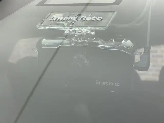 ＢＭＷ ｉＸ３ Mスポーツ 岩手県 2022(令4)年 3.9万km ソフィスト・グレー・ブリリアント・エフェクト ハーマンカードンサラウンドサウンドシステム/電動パノラマガラスサンルーフ/アダプティブサスペンション/ヘッドアップディスプレイ/ヴィーネカスレザーシート/ワイヤレスチャージング/３Dビューカメラ/ドライビングアシストプロフェッショナル/高速道路渋滞時ハンズオフアシスト/トラフィックサインアシスト/アダプティブクルーズコントロール/ステアリング＆レーンコントロールアシスト/レーンチェンジアシスト/レーンキーピングアシスト/衝突回避・被害軽減ブレーキ/ダイナミックスタビリティコントロール/パーキングアシストプラス/誤発進抑制制御/アダプティブLEDヘッドライト/ブレーキオートマチックホールド/12.3インチBMWライブコックピット/12.3インチワイドディスプレイHDDナビゲーション/AppleCarPlay/パワーシート/シートヒーター/ステアリングヒーター/純正19インチアルミホイール