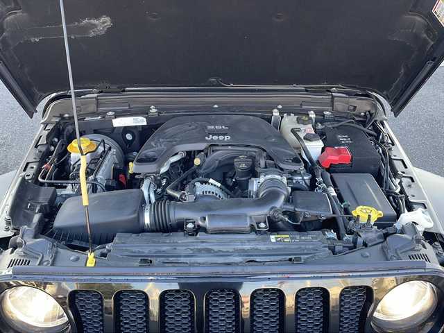 クライスラー・ジープ ジープ ラングラー アンリミテッド ウィリス 山口県 2020(令2)年 3.4万km ブラック 4WD/7インチタッチパネルモニター/・AM/FM/Bluetooth/USB/AUX/バック/サイドカメラ/ETC/前後ドライブレコーダー/純正ラバーフロアマット/17インチ純正アルミホイール/スマートキー・スペアキー有/プッシュアップスタート/フロントリアフォグランプ/オートライト/ヒルスタートアシスト/ヒルディセントコントロール/横滑り防止装置/アダプティブクルーズコントロール/衝突被害軽減システム/リアパークアシスト/取扱説明書/保証書/記録簿