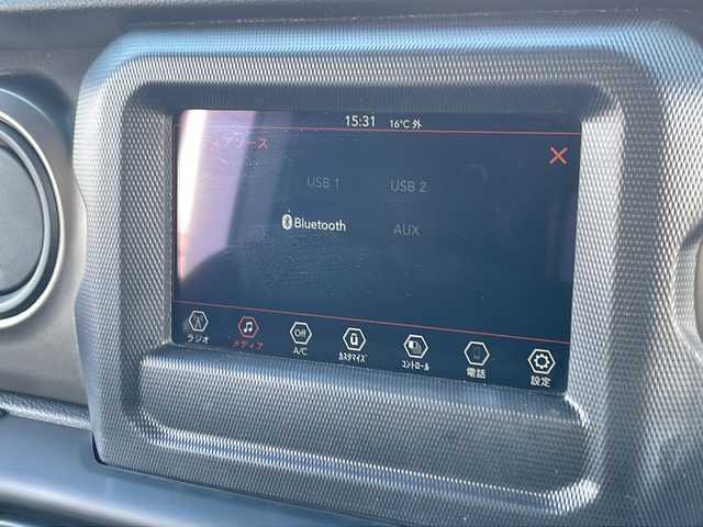 クライスラー・ジープ ジープ ラングラー アンリミテッド ウィリス 山口県 2020(令2)年 3.4万km ブラック 4WD/7インチタッチパネルモニター/・AM/FM/Bluetooth/USB/AUX/バック/サイドカメラ/ETC/前後ドライブレコーダー/純正ラバーフロアマット/17インチ純正アルミホイール/スマートキー・スペアキー有/プッシュアップスタート/フロントリアフォグランプ/オートライト/ヒルスタートアシスト/ヒルディセントコントロール/横滑り防止装置/アダプティブクルーズコントロール/衝突被害軽減システム/リアパークアシスト/取扱説明書/保証書/記録簿