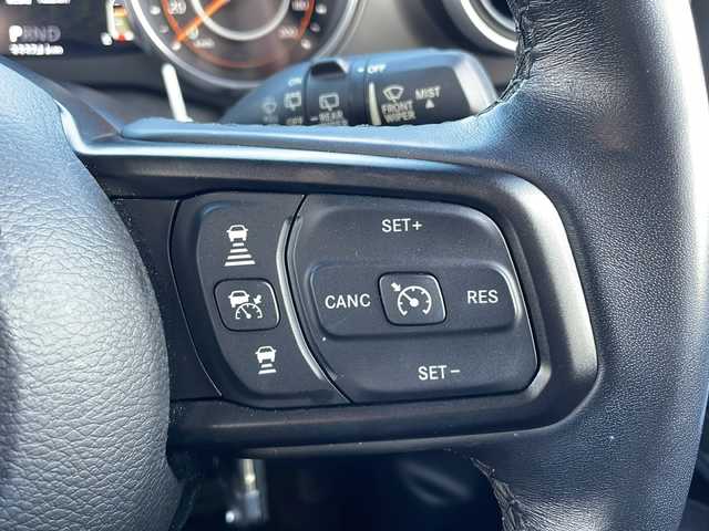 クライスラー・ジープ ジープ ラングラー アンリミテッド ウィリス 山口県 2020(令2)年 3.4万km ブラック 4WD/7インチタッチパネルモニター/・AM/FM/Bluetooth/USB/AUX/バック/サイドカメラ/ETC/前後ドライブレコーダー/純正ラバーフロアマット/17インチ純正アルミホイール/スマートキー・スペアキー有/プッシュアップスタート/フロントリアフォグランプ/オートライト/ヒルスタートアシスト/ヒルディセントコントロール/横滑り防止装置/アダプティブクルーズコントロール/衝突被害軽減システム/リアパークアシスト/取扱説明書/保証書/記録簿