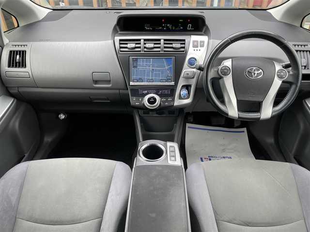 トヨタ プリウス α S ツーリングセレクション 鳥取県 2012(平24)年 9.8万km ブラック (株)IDOMが運営する【じしゃロン鳥取店】の自社ローン専用車両になります。こちらは現金またはオートローンご利用時の価格です。自社ローンご希望の方は別途その旨お申付け下さい/純正8インチナビ（NHZN-X62G）/・フルセグ/CD/DVD/BT/バックカメラ/LEDヘッドライト/オートライト/純正フォグランプ/革巻きステアリング/純正17インチAW/ビルトインETC/W/S/カーテンエアバック/スマートキー/プッシュスタート