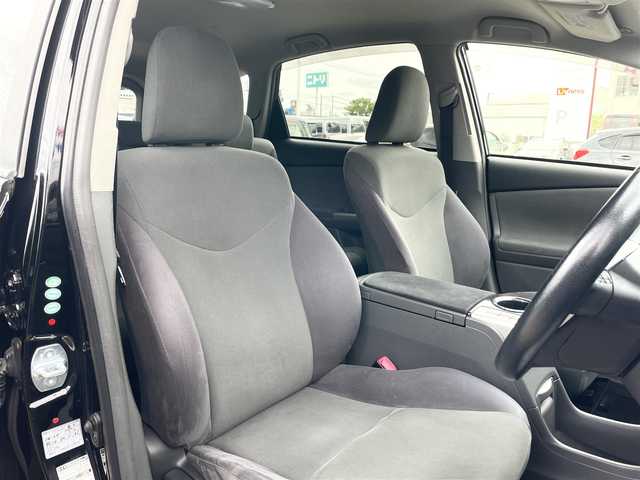 トヨタ プリウス α S ツーリングセレクション 鳥取県 2012(平24)年 9.8万km ブラック (株)IDOMが運営する【じしゃロン鳥取店】の自社ローン専用車両になります。こちらは現金またはオートローンご利用時の価格です。自社ローンご希望の方は別途その旨お申付け下さい/純正8インチナビ（NHZN-X62G）/・フルセグ/CD/DVD/BT/バックカメラ/LEDヘッドライト/オートライト/純正フォグランプ/革巻きステアリング/純正17インチAW/ビルトインETC/W/S/カーテンエアバック/スマートキー/プッシュスタート