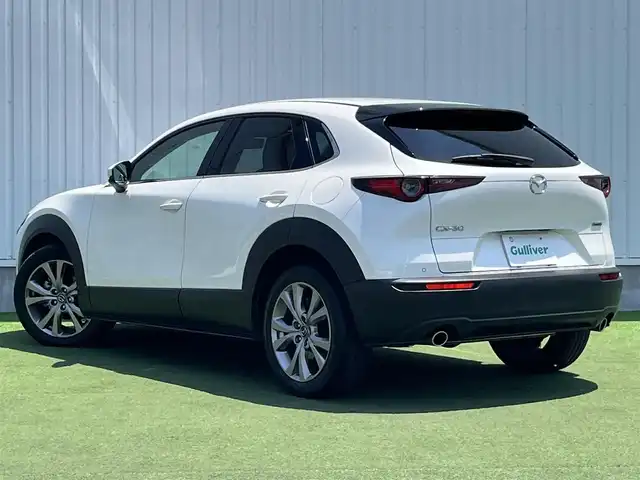 マツダ ＣＸ－３０ XD Lパッケージ 香川県 2019(令1)年 6万km スノーフレイクホワイトパールマイカ 登録時走行距離：59623km/純正ディスプレイオーディオ/　CD DVD BT フルセグTV/全方位カメラ/BOSEプレミアムサウンド/衝突被害軽減装置/レーンキープアシスト/レーダークルーズコントロール/クリアランスソナー/ブラインドスポットモニター/ヘッドアップディスプレイ/LEDヘッドライト/オートライト/オートハイビーム/ブラックレザーシート/シートヒーター/パワーシート/シートメモリ/電子パーキングブレーキ/ETC/革巻ステアリング/ステアリングリモコン/ステアリングヒーター/パドルシフト/MTモード付AT/アイドリングストップ/横滑り防止装置/プッシュスタート/スマートキー