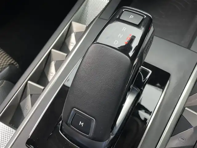 ＤＳオートモビル ＤＳ３ クロスバック ソーシック 東京都 2020(令2)年 4.6万km シルバー ディスプレイオーディオ/Apple Car play/Android Auto/ミラーリンク/バックカメラ/アダプティブLED/DRIVEモード/オートライト/Wチャージ/ブラインドスポット/レーンキープアシスト