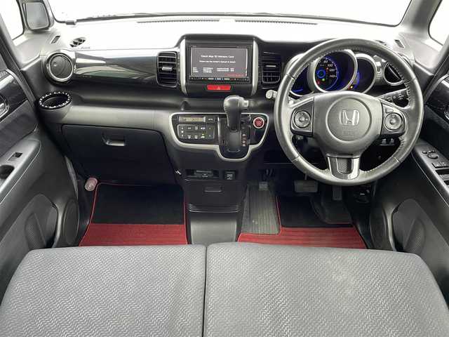 ホンダ Ｎ ＢＯＸ カスタム ターボ SSパッケージ 東京都 2013(平25)年 6.4万km プレミアムホワイトパール 登録時走行距離63972km/社外ナビ/フルセグTV/AM/FM/CD/DVD/BT/バックカメラ/両側パワースライドドア/ETC/クルーズコントロール/オートライト/HIDライト/フォグランプ/社外ドアバイザー/無限フロアマット/スペアキー/昭島店成約