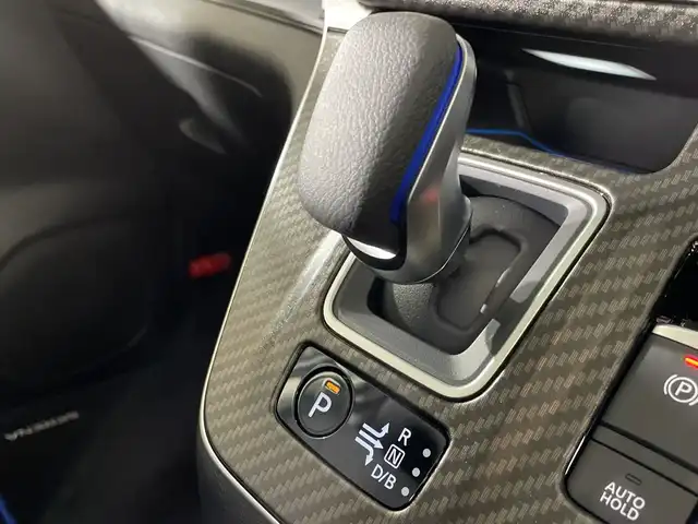 日産 セレナ e－パワー ハイウェイスター V 福岡県 2020(令2)年 2.1万km ダークメタルグレー/ダイヤモンドブラック 純正メモリナビ/全方位モニター/フルセグテレビ/純正フリップダウンモニター/4人乗り/ベッドキット/プロパイロット/ステアリングヒーター/フリップダウンモニター/両側パワースライドドア/ETC