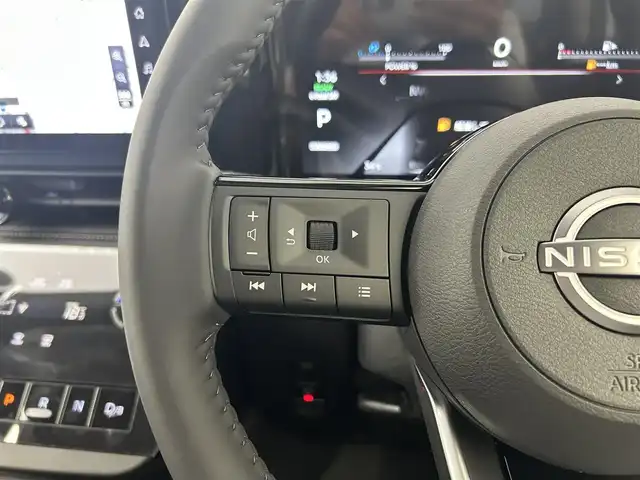 日産 セレナ e－パワー ハイウェイスター V 千葉県 2025(令7)年 0.1千km プリズムホワイト 登録済未使用車　/登録時走行距離：10km/純正１２型ナビ（NissanConnectナビ）　/純正後席モニター/全方位カメラ　/両側電動スライドドア　/ワイヤレス充電機/HDMIポート /プロパイロット /インテリジェントルームミラー /ブラインドスポットモニター /フルセグTV　/ビルトインETC2.0/EVモード/アダプティブLEDヘッドライトシステム（オートレベライザー）/プロパイロット緊急停止支援システム（SOSコール機能付）/アイドリングストップ/ウィンカーミラー/プッシュスタート