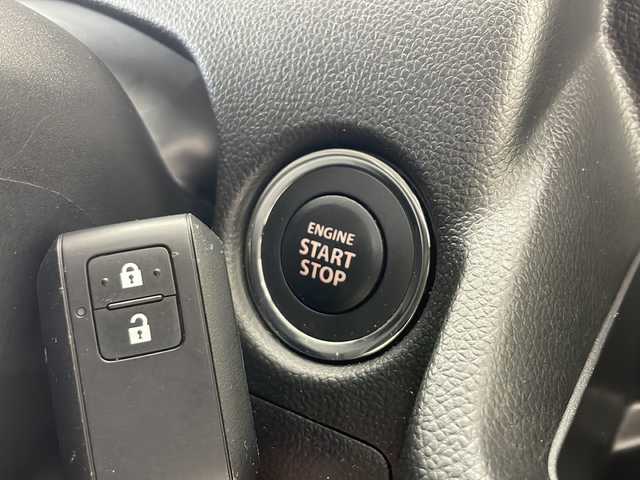 スズキ ワゴンＲ HYBRID FZ 秋田県 2018(平30)年 8.9万km ピュアホワイトP 社外オーディオBluetooth付き/４WD/運転席シートヒーター/盗難防止装置/オートライト/アイドリングストップ/純正AW/LEDヘッドライト/スマートキー/スペアキー