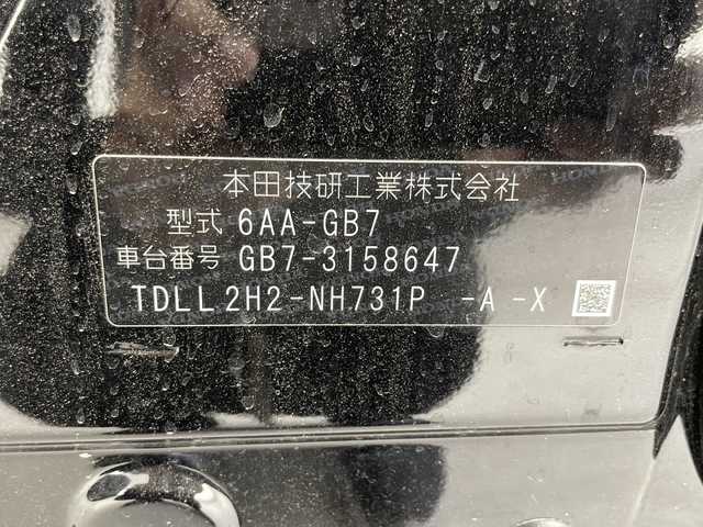 ホンダ フリード ハイブリット G ホンダセンシング 千葉県 2021(令3)年 3万km クリスタルブラックパール ホンダセンシング/　衝突被害軽減システム/レーンキープアシスト/　コーナーセンサー（後のみ）/レーダークルーズコントロール/　オートライト/LEDヘッドライト/純正フリップダウンモニター（VM-221TY)/純正9インチSDナビ/　（Bluetooth/CD/DVD/フルセグTV/USB）/HDMI/AppleCarPley/バックカメラ/純正ビルトインETC/純正ドライブレコーダー（前後）/両側パワースライドドア/シートヒーター（D/N席）/パワーステアリング/純正フロアマット/純正15インチアルミホイール