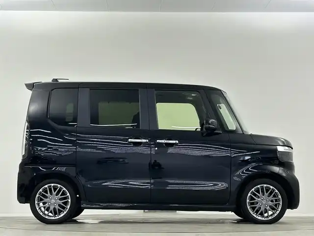 ホンダ Ｎ ＢＯＸ カスタム ターボ 福島県 2024(令6)年 0.9万km クリスタルブラックパール ワンオーナー　純正８インチＤＡ　両側電動スライドドア　シートヒーター　バックカメラ　ＬＥＤ　ヘッドライト　ハーフレザー　レーザークルーズコントロール　オートハイビーム　レーンキープ　衝突被害軽減