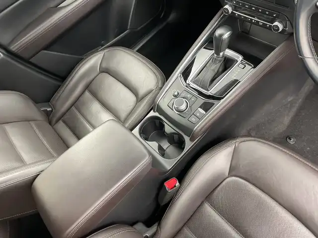 マツダ ＣＸ－５ XD エクスクルーシブモード 新潟県 2021(令3)年 5.4万km マシーングレープレミアムM マツダコネクトナビ/　フルセグTV/Bluetooth/USB/BOSEサウンドシステム/レーダークルーズコントロール/衝突被害軽減ブレーキ/レーンキープアシスト/ブラインドスポットモニター/ヘッドアップディスプレイ/パワーバックドア/前席パワーシート/レザーシート/前席シートヒーター/ステアリングヒーター/前席エアシート/前後コーナーセンサー/D席メモリーシート/パドルシフト/アイドリングストップ/横滑り防止装置/LEDヘッドライト/オートマチックハイビーム/オートライト/レザーステアリング/ステアリングスイッチ