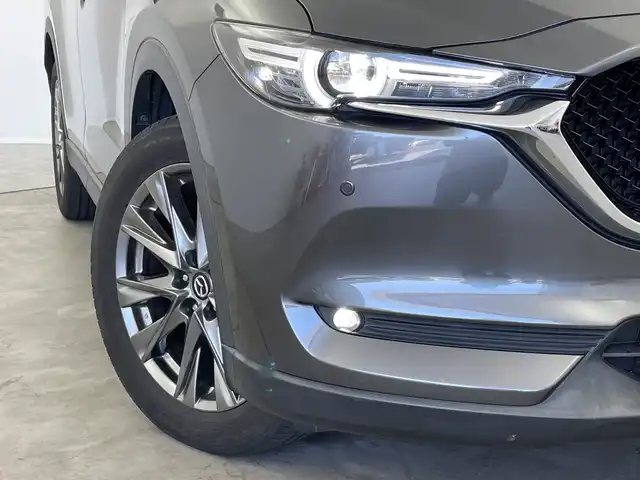 マツダ ＣＸ－５ XD エクスクルーシブモード 新潟県 2021(令3)年 5.4万km マシーングレープレミアムM マツダコネクトナビ/　フルセグTV/Bluetooth/USB/BOSEサウンドシステム/レーダークルーズコントロール/衝突被害軽減ブレーキ/レーンキープアシスト/ブラインドスポットモニター/ヘッドアップディスプレイ/パワーバックドア/前席パワーシート/レザーシート/前席シートヒーター/ステアリングヒーター/前席エアシート/前後コーナーセンサー/D席メモリーシート/パドルシフト/アイドリングストップ/横滑り防止装置/LEDヘッドライト/オートマチックハイビーム/オートライト/レザーステアリング/ステアリングスイッチ