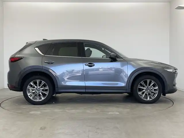 マツダ ＣＸ－５ XD エクスクルーシブモード 新潟県 2021(令3)年 5.4万km マシーングレープレミアムM マツダコネクトナビ/　フルセグTV/Bluetooth/USB/BOSEサウンドシステム/レーダークルーズコントロール/衝突被害軽減ブレーキ/レーンキープアシスト/ブラインドスポットモニター/ヘッドアップディスプレイ/パワーバックドア/前席パワーシート/レザーシート/前席シートヒーター/ステアリングヒーター/前席エアシート/前後コーナーセンサー/D席メモリーシート/パドルシフト/アイドリングストップ/横滑り防止装置/LEDヘッドライト/オートマチックハイビーム/オートライト/レザーステアリング/ステアリングスイッチ