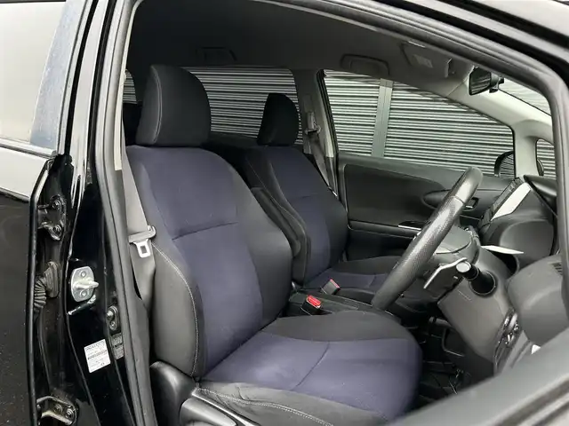 トヨタ ウィッシュ 1．8S 茨城県 2014(平26)年 13.8万km ブラック ワンオーナー/メモリナビ/バックカメラ/フルセグテレビ/ETC/純正モデリスタエアロ/3列シート/プッシュスタート/Bluetooth/SD/DS接続/SDREC/S-VSC(VSC/ABS/TRC）/ドアバイザー/スペアキー×１/純正アルミホイール/純正フロアマット/取扱説明書/保証書