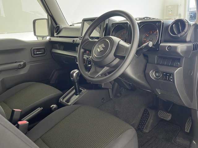 スズキ ジムニー XL 沖縄県 2018(平30)年 5.9万km ミディアムグレー 社外ナビMDV-M805L/（フルセグＴＶ、ＣＤ、ＤＶＤ、Ｂｌｕｅｔｏｏｔｈ）/バックカメラ/ＬＥＤヘッドライト/シートヒーター/プッシュスタート/スマートキー/純正フロアマット/４ＷＤ/ＡＡＣ/ヒルディセントコントロール