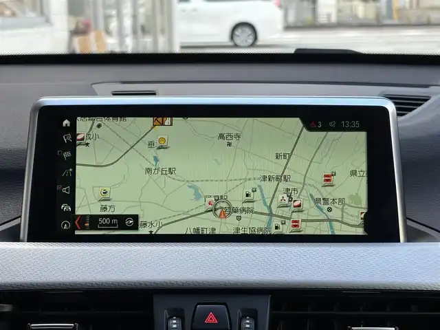 ＢＭＷ Ｘ１ sDrive 18i Mスポーツ 三重県 2018(平30)年 7.7万km アルピンホワイトⅢ ♪車検 令和9年3月29日迄/♪ターボ/インテリジェントセーフティ/パワーバックドア(ハンズフリー機能)/スマートキー×2/プッシュスタート/純正メーカーナビ/・CD・USB・DTV/・DVD再生/・Bluetoothオーディオ/・バックカメラ/コーナーセンサー/前後ドライブレコーダー/前席シートヒーター/アイドリングストップ/ルーフレール/純正18インチAW/LEDヘッドライト/フォグライト/リアフォグライト /オートライト/ウィンカーミラー/電格ミラー/革巻ステアリング/ステアリングスイッチ/スモークフィルム/フロアマット/ETC/サイド/カーテンエアバック