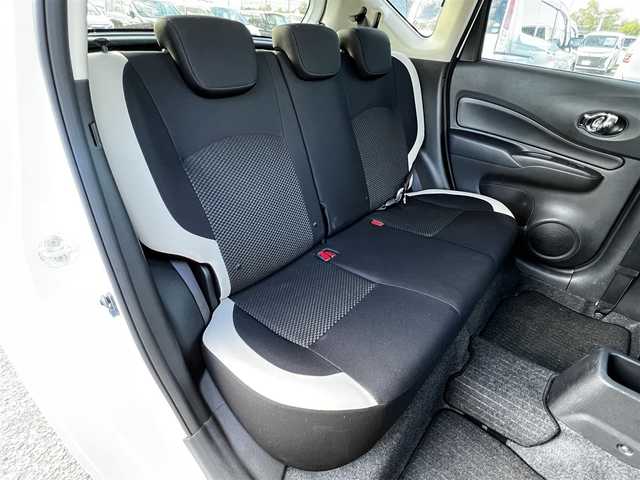 日産 ノート e－パワーX FOUR Vセレ 道央・札幌 2020(令2)年 8.4万km ホワイト ４WD/社外SDナビ/AM/FM/BT/SD/DVD/衝突被害軽減ブレーキ/レーンキープアシスト/クリアランスソナー/バックカメラ/ETC/ドライブレコーダー/アイドリングストップ/DRIVEMODE/ステアリングリモコン/プッシュスタート/スマートキー/LEDヘッドライト/オートライト/電動格納ミラー/ウィンカーミラー/社外フロアマット/純正AW付冬タイヤ積込/185/65/R15/2024年/山9mm