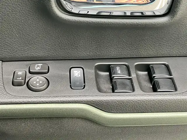 スズキ ハスラー タフワイルド・ターボ 静岡県 2024(令6)年 0.1万km オフブルーメタリック/ブラック 2トーン 純正ナビ/全方位カメラ/レーダークルーズコントロール/エンジンスタートボタン/スマートキー/スペアキー１本/パドルシフト/パワーステアリング/パワーウィンドウ/オートエアコン/アイドリングストップ/USB入力端子/布シート/D席N席シートヒーター/ルーフレール/純正アルミホイール/ABS/横滑り防止装置/コーナーセンサー/レーンキープアシスト/オートライト/オートマチックハイビーム/LEDヘッドライト/W+サイドエアバッグ/衝突軽減システム