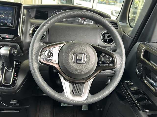 ホンダ Ｎ ＢＯＸ カスタム G L ホンダセンシング 静岡県 2017(平29)年 9.1万km クリスタルブラックパール 社外メモリナビ/・CD/・DVD/・フルセグＴＶ/・Bluetooth/・AM/・FM/主要装備/・衝突軽減/・レーンキープ/・追従クルコン/・バックカメラ/・ビルトインＥＴＣ/・ドラレコ前後/・ステリモ/・純正アルミホイール/・純正フロアマット/・キセノンヘッドライト/・オートライト/・オートハイビーム/・フォグランプ/・スマートキー/・プッシュスタート