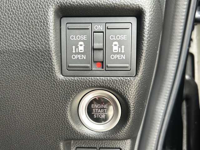 ホンダ Ｎ ＢＯＸ カスタム G L ホンダセンシング 静岡県 2017(平29)年 9.1万km クリスタルブラックパール 社外メモリナビ/・CD/・DVD/・フルセグＴＶ/・Bluetooth/・AM/・FM/主要装備/・衝突軽減/・レーンキープ/・追従クルコン/・バックカメラ/・ビルトインＥＴＣ/・ドラレコ前後/・ステリモ/・純正アルミホイール/・純正フロアマット/・キセノンヘッドライト/・オートライト/・オートハイビーム/・フォグランプ/・スマートキー/・プッシュスタート