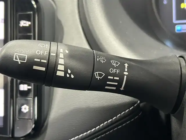 日産 キックス X 岐阜県 2021(令3)年 3.9万km ピュアブラック ワンオーナー/プロパイロット/アラウンドビューモニター/デジタルインナーミラー/ドライブレコーダー連動純正SDナビ/-BT/フルセグTV/CD/DVD/電動パーキングブレーキ/ブレーキホールド/LEDライト/ステアリングスイッチ/ハーフレザーシート/取扱説明書/保証書/記録簿/スマートキー2/ETC