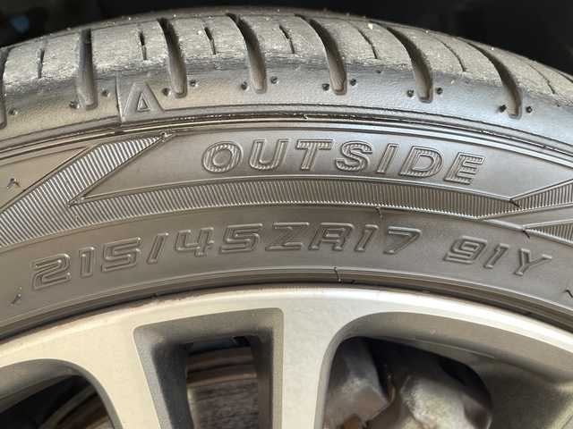 トヨタ ８６ GT リミテッド 愛知県 2015(平27)年 3.6万km アズライトブルー 純正ナビ/シートヒーター/ハーフレザー/純正アルミホイール/ＥＴＣ/パドルシフト/オートライト/革巻きステアリング/ＥＴＣ/クルーズコントロール/スマートキー/プッシュスタート