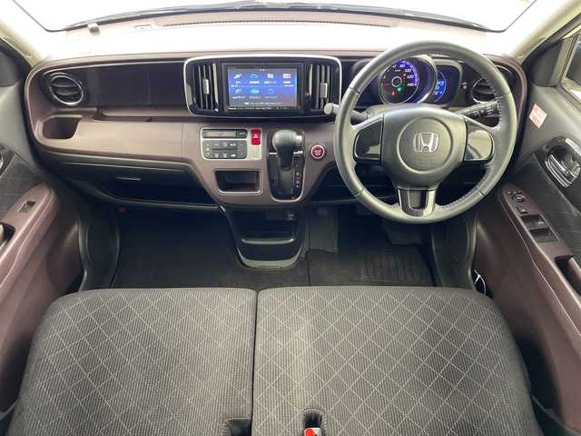 ホンダ Ｎ ＯＮＥ プレミアム Lパッケージ 岐阜県 2013(平25)年 5.5万km プレミアムホワイトパール 社外7インチメモリナビ/フルセグ/BT/DVD/純正14インチAW/LEDオートライト/フォグランプ/社外フロアマット/サイドバイザー/ブッシュスタート/アイドリングストップ/電格ミラー/ベンチシート/スマートキー/スペアキー