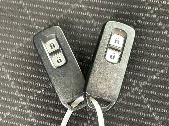 ホンダ Ｎ ＯＮＥ プレミアム Lパッケージ 岐阜県 2013(平25)年 5.5万km プレミアムホワイトパール 社外7インチメモリナビ/フルセグ/BT/DVD/純正14インチAW/LEDオートライト/フォグランプ/社外フロアマット/サイドバイザー/ブッシュスタート/アイドリングストップ/電格ミラー/ベンチシート/スマートキー/スペアキー