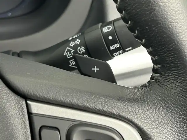 スバル フォレスター S－リミテッド スマートED 道央・札幌 2018(平30)年 7.7万km クリスタルホワイトP ・４WD/・ダイヤトーンサウンドSDナビ/　CD/DVD/SD/BT/USB/フルセグTV/・バックカメラ/・ビルトインETC2.0/・アイサイト/　衝突被害軽減ブレーキ/　レーンキープアシスト/　先行車発進お知らせ/　後退速度リミッター/　スバルリヤビークルディテクション/　全車速追従式クルーズコントロール/・アイドリングストップ/・ダウンヒルアシストコントロール/・X-MODE/・SI-DRIVE/・パドルシフト/・横滑り防止装置/・オートマチックハイビーム/・オートライト/・LEDヘッドライト/・前後フォグランプ/・ドアミラーウィンカー/・ヘッドランプウォッシャー/・ドアバイザー/・ハーフレザーシート/・D+N席シートヒーター/・ラゲッジカーゴマット/・純正１８インチAW/・プッシュスタート/・スマートキー/・スペアキー/・取/保