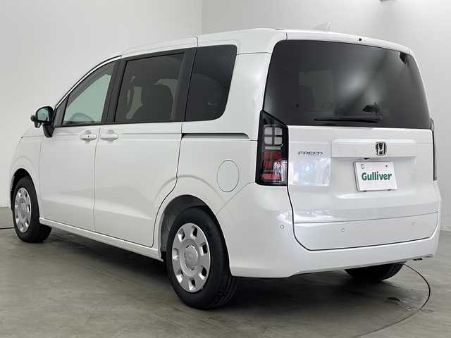 ホンダ フリード AIR 兵庫県 2024(令6)年 0.1万km未満 プラチナホワイトパール 純正ナビ/(BT/FM/AM/フルセグTV/AppleCarPlay/AndroidAuto)/オートブレーキホールド/LEDヘッドライト/後席両側パワースライドドア/後席サンシェード/レーダークルーズコントロール/衝突軽減ブレーキ（CMBS）/先行車発進お知らせ/ブラインドスポットモニター/誤発進抑制機能/後方誤発信抑制機能/保証書/取扱説明書