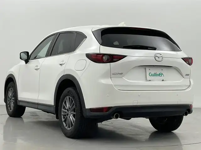 マツダ ＣＸ－５ 20S プロアクティブ 熊本県 2018(平30)年 5.2万km スノーフレイクホワイトパールマイカ 禁煙車　/社外前方ドライブレコーダー　/全周囲カメラ　/ＥＴＣ２．０　/純正ナビ（ＣＤ・ＤＶＤ・フルセグ・ＢＴ・ＡＵＸ）/USB入力端子/前後クリアランスソナー　/ブラインドスポットモニター　/衝突軽減ブレーキ　/レーンキープアシスト/横滑り防止/車間認知システム/追従機能付クルーズコントロール/交通標識認識システム/電動パーキング/ブレーキホールド/パワーバックドア/純正フロアマット/純正１７インチAW/オートライト/LEDヘッドライト/スマートキー/プッシュスタート/スペアキー1本